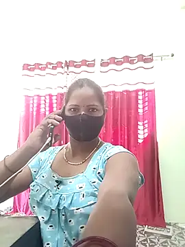 Snapshot of School_medam chatting on October 5, 2025, 9:07 am School medam online show from October 5, 2025, 9:07 am