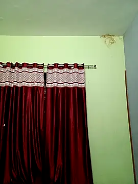 Snapshot of School_medam chatting on October 13, 2025, 11:38 pm School medam online show from October 13, 2025, 11:38 pm