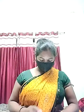 Snapshot of School_medam chatting on November 8, 2025, 11:14 pm School medam online show from November 8, 2025, 11:14 pm