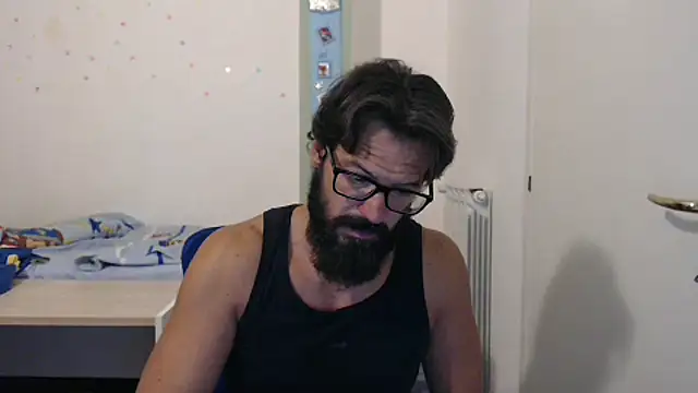 muscoloporco online show from October 6, 2025, 9:01 pm