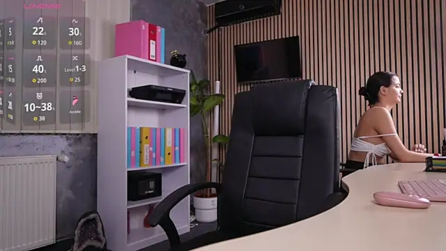 Snapshot of OfficeGirls chatting on November 11, 2025, 7:58 pm OfficeGirls online show from November 11, 2025, 7:58 pm