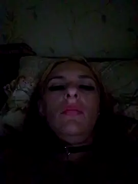 Snapshot of LaraDiva7799 chatting on September 25, 2025, 9:51 pm LaraDiva7799 online show from September 25, 2025, 9:51 pm