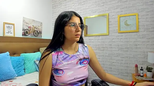 Snapshot of Julieta_Rose19 chatting on August 7, 2026, 8:11 pm Julieta Rose19 online show from August 7, 2026, 8:11 pm