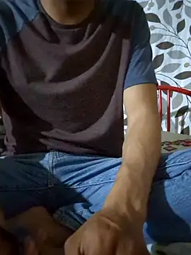 Snapshot of Amaimask2 chatting on March 29, 2026, 8:14 am Amaimask2 online show from March 29, 2026, 8:14 am