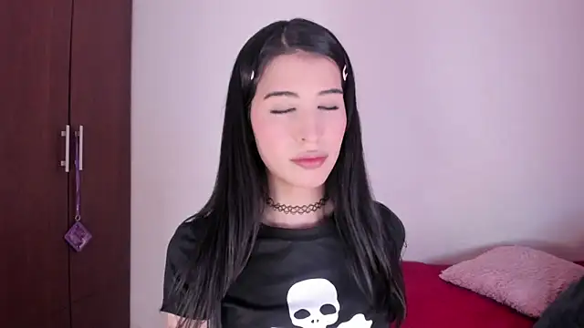 ScarlettRosetti online show from December 18, 2025, 2:28 am