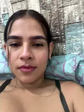 Snapshot of Valery_lux16 chatting on September 28, 2025, 12:21 pm Valery lux16 online show from September 28, 2025, 12:21 pm