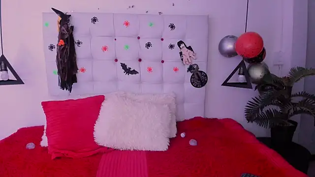 Electra Harding online show from October 23, 2025, 7:34 pm