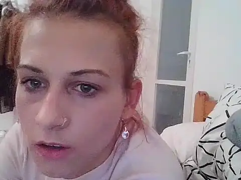 Snapshot of HotLenaX chatting on October 23, 2025, 10:52 pm HotLenaX online show from October 23, 2025, 10:52 pm