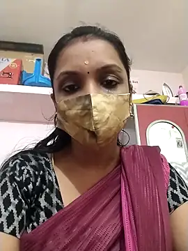 Snapshot of Tamil_Swathi chatting on December 3, 2025, 4:42 am Tamil Swathi online show from December 3, 2025, 4:42 am