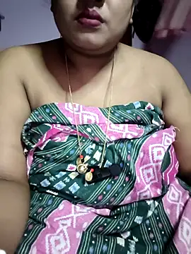 Deborbhavi222 online show from April 14, 2026, 7:20 pm