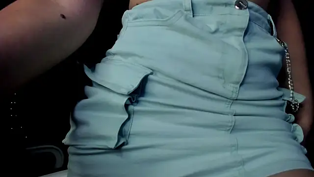 Snapshot of Al1ceGreen chatting on September 23, 2025, 3:37 pm Al1ceGreen online show from September 23, 2025, 3:37 pm