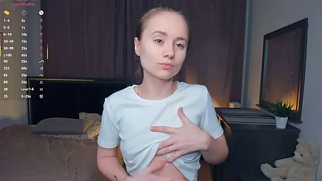 Snapshot of Crysta1Eva_ chatting on March 27, 2026, 6:51 pm Crysta1Eva online show from March 27, 2026, 6:51 pm