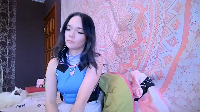 VividSienna online show from April 21, 2026, 9:26 am