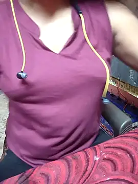 Snapshot of Sexy_Mahi69 chatting on September 29, 2025, 11:59 am Sexy Mahi69 online show from September 29, 2025, 11:59 am