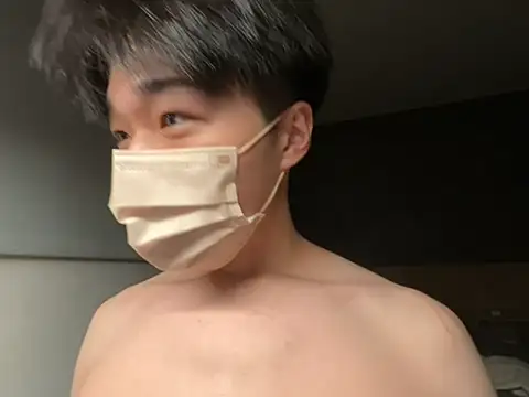 Snapshot of Yo155 chatting on October 22, 2025, 3:56 pm Yo155 online show from October 22, 2025, 3:56 pm