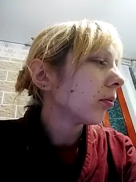 Snapshot of Ponka2011 chatting on September 24, 2025, 4:38 am Ponka2011 online show from September 24, 2025, 4:38 am