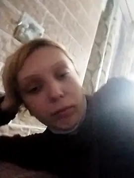 Snapshot of Ponka2011 chatting on October 31, 2025, 6:47 am Ponka2011 online show from October 31, 2025, 6:47 am