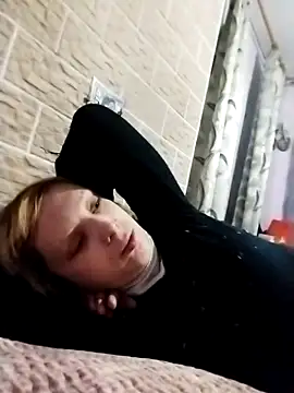 Ponka2011 online show from November 28, 2025, 6:38 am