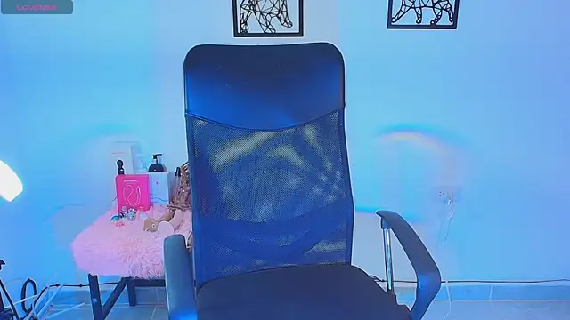 Natty Reyes online show from January 9, 2026, 8:54 pm