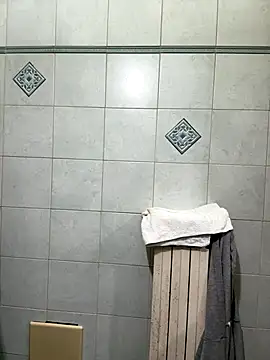 giovan2020 online show from December 22, 2025, 11:13 pm