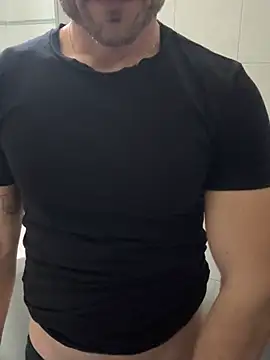 giovan2020 online show from February 10, 2026, 9:30 pm