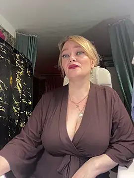 Sweet-blonde online show from March 12, 2026, 6:03 pm