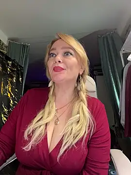 Sweet-blonde online show from April 2, 2026, 10:07 pm