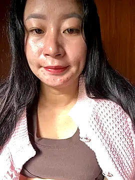 Snapshot of violet-00 chatting on October 11, 2025, 1:16 am violet-00 online show from October 11, 2025, 1:16 am