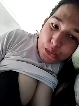 rossiteylor online show from October 28, 2025, 4:53 pm