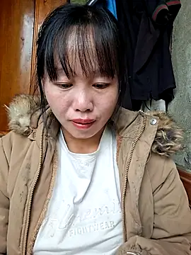 Snapshot of helenzz chatting on November 2, 2025, 12:57 am helenzz online show from November 2, 2025, 12:57 am