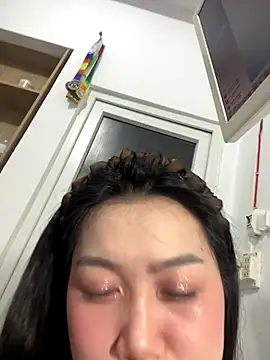 -Halley- online show from September 22, 2025, 11:01 am