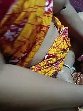 Snapshot of reya743 chatting on November 22, 2025, 11:59 pm reya743 online show from November 22, 2025, 11:59 pm