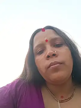 Snapshot of reya743 chatting on November 30, 2025, 10:19 am reya743 online show from November 30, 2025, 10:19 am