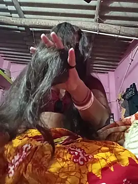 Snapshot of reya743 chatting on December 17, 2025, 12:05 am reya743 online show from December 17, 2025, 12:05 am