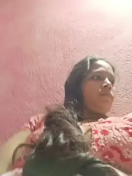 Snapshot of reya743 chatting on February 8, 2026, 12:14 am reya743 online show from February 8, 2026, 12:14 am