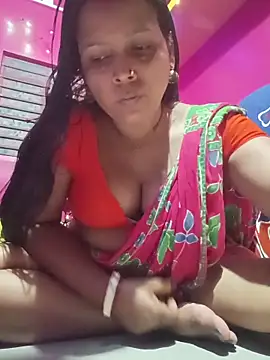 Snapshot of reya743 chatting on March 10, 2026, 3:50 pm reya743 online show from March 10, 2026, 3:50 pm