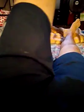 SALCEDO 041198 online show from November 9, 2025, 1:09 pm