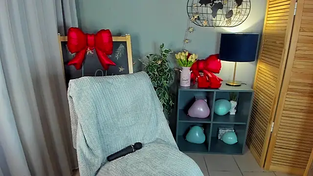 elliupp online show from February 22, 2026, 5:22 pm