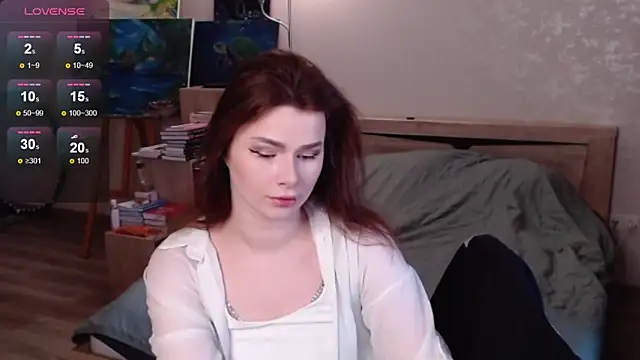 Snapshot of bbJ_one chatting on October 25, 2025, 10:12 am bbJ one online show from October 25, 2025, 10:12 am