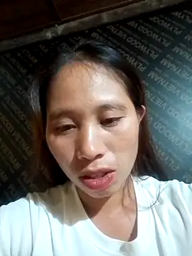 Snapshot of ruby-00 chatting on October 18, 2025, 4:30 pm ruby-00 online show from October 18, 2025, 4:30 pm