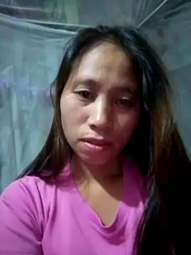 Snapshot of ruby-00 chatting on November 1, 2025, 6:43 pm ruby-00 online show from November 1, 2025, 6:43 pm