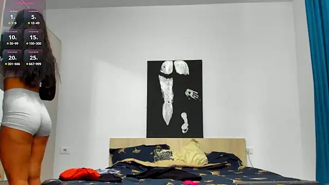 Snapshot of AylinHazellx chatting on October 13, 2025, 2:28 pm AylinHazellx online show from October 13, 2025, 2:28 pm