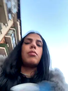 Snapshot of AylinHazellx chatting on October 16, 2025, 3:24 pm AylinHazellx online show from October 16, 2025, 3:24 pm