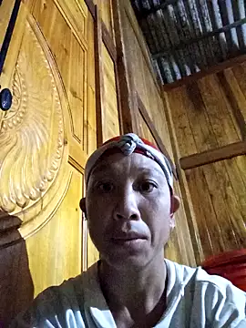 Snapshot of vtmbae chatting on September 24, 2025, 8:56 pm vtmbae online show from September 24, 2025, 8:56 pm