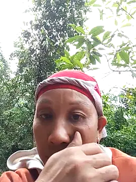 Snapshot of vtmbae chatting on October 21, 2025, 1:17 am vtmbae online show from October 21, 2025, 1:17 am