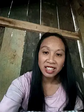 Snapshot of vtmbae chatting on November 3, 2025, 8:37 am vtmbae online show from November 3, 2025, 8:37 am