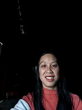 Snapshot of vtmbae chatting on November 8, 2025, 8:03 am vtmbae online show from November 8, 2025, 8:03 am