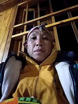 vtmbae online show from November 28, 2025, 8:22 pm