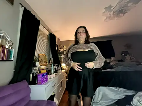 Snapshot of 88heygirlhey88 chatting on November 5, 2025, 7:30 am 88heygirlhey88 online show from November 5, 2025, 7:30 am