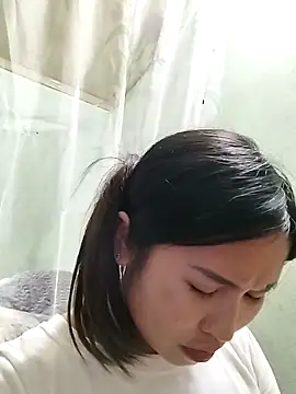 Mai4568 online show from October 18, 2025, 1:45 pm